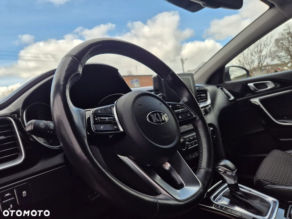 Kia Ceed 1.6 CRDi DCT GT Line - 17