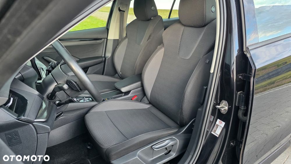 Skoda Octavia 2.0 TDI DSG Ambition - 10