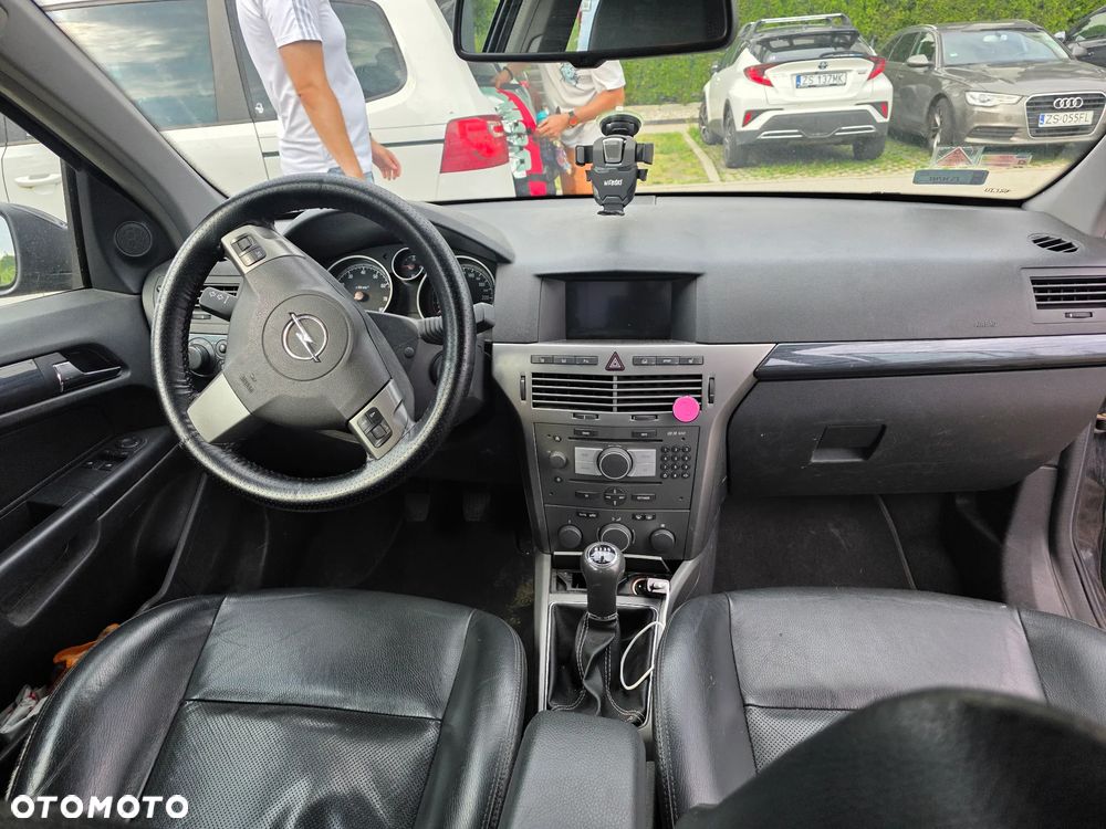 Opel Astra 1.8 Sport - 9
