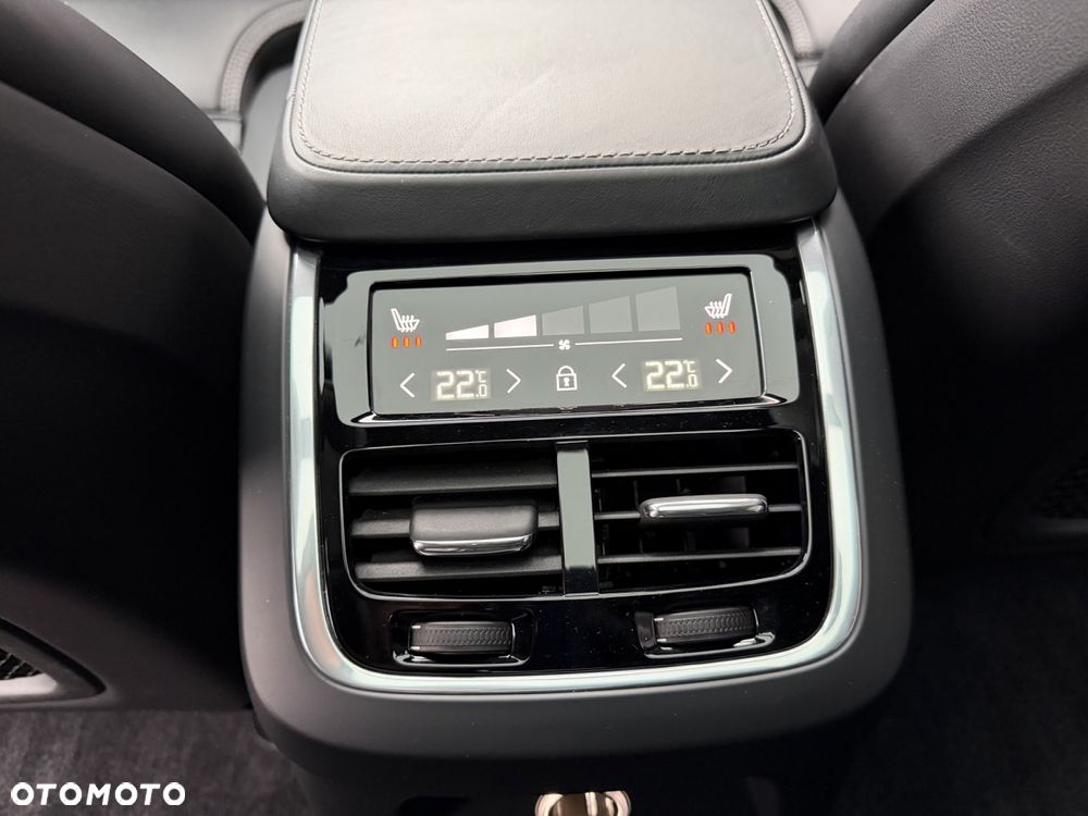Volvo XC 90 T8 AWD Twin Engine Geartronic Inscription - 30