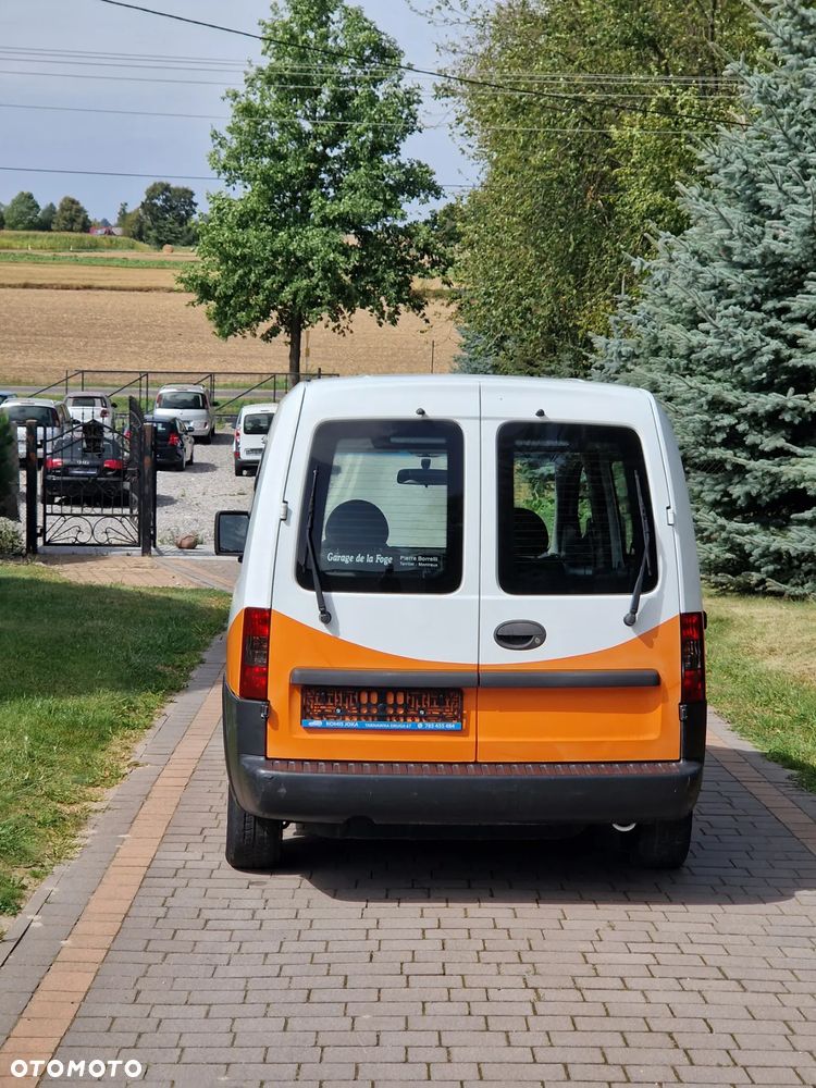 Opel Combo Tour 1.6 CNG Arizona - 9