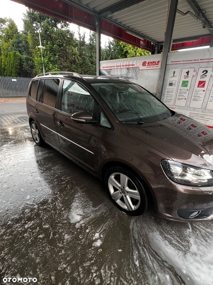 Volkswagen Touran 2.0 TDI DPF Highline DSG - 4