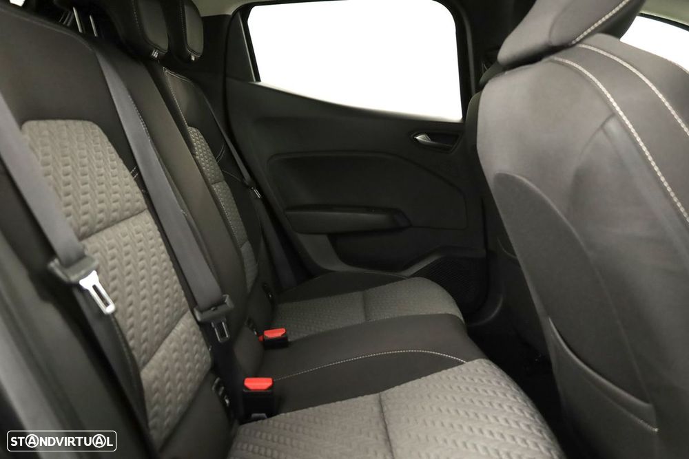 Renault Clio 1.0 TCe Evolution - 23