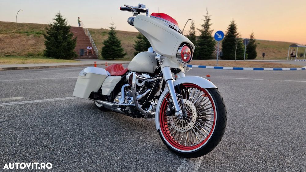 Harley-Davidson S Street Glide Special - 1