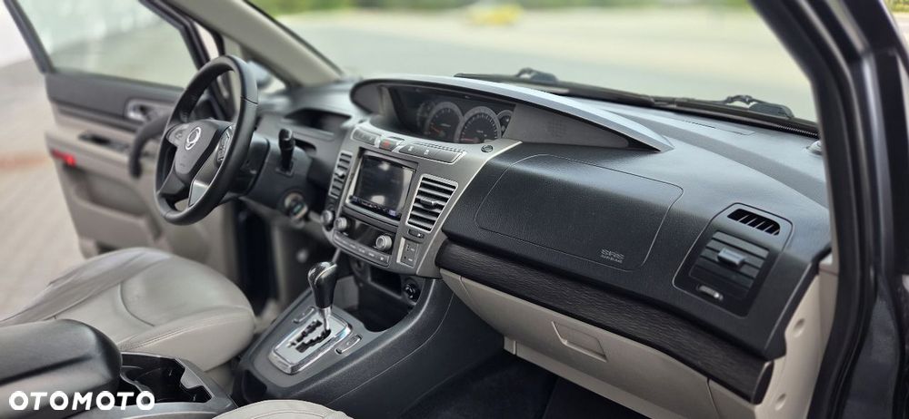 SsangYong/KGM Rodius 2.2 e-XDi220 Automatik 4WD Sapphire - 21