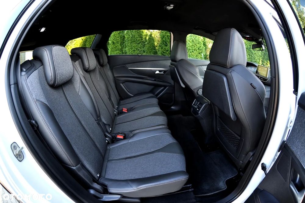 Peugeot 5008 1.2 PureTech Allure S&S - 23