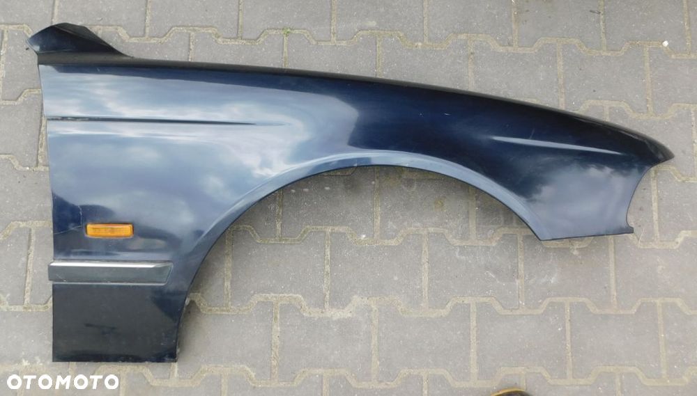 błotnik prawy przód przedni BMW E39 E-39 ORIENTBLAU