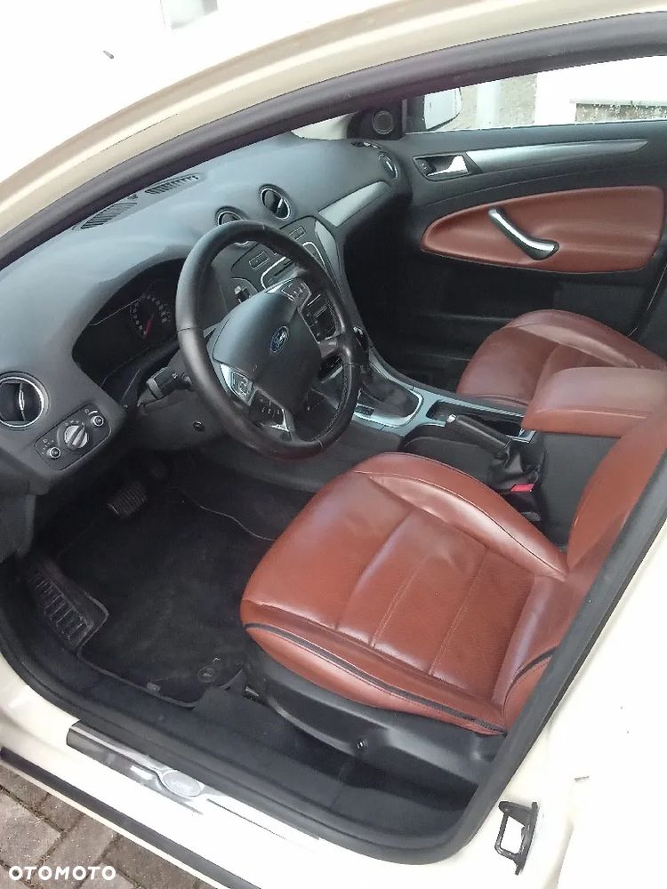 Ford Mondeo - 6