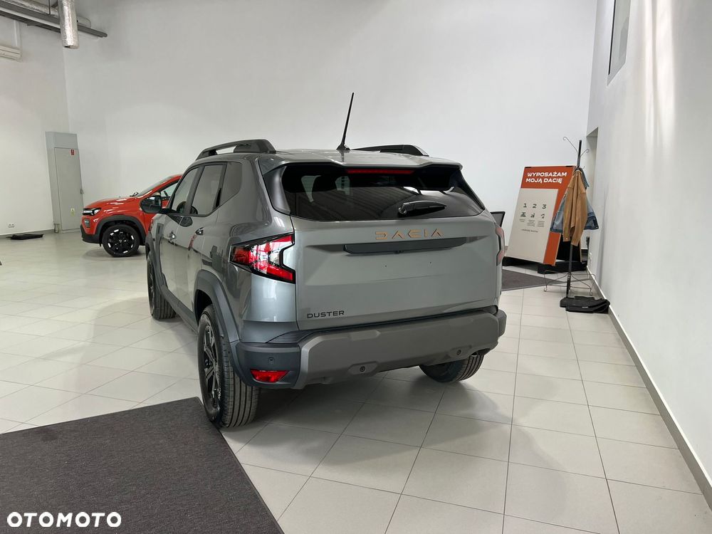 Dacia Duster 1.2 TCe Hybrid-G 150 Extreme 4x4 - 7