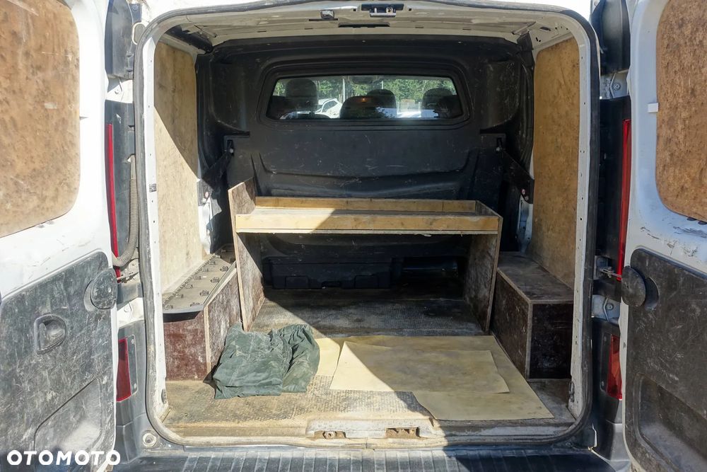 Renault Trafic - 15