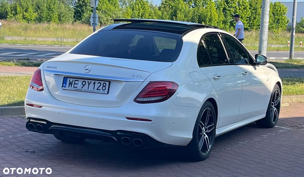 Mercedes-Benz Klasa E AMG 53 4-Matic+ - 13