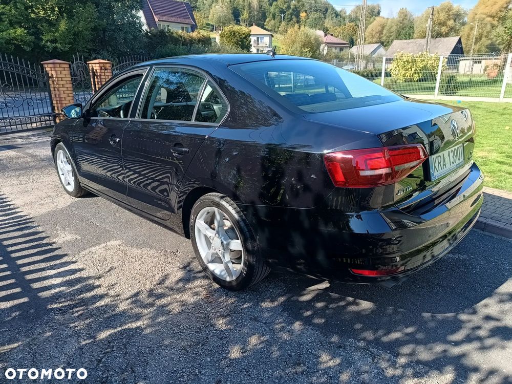 Volkswagen Jetta 2.0 TDI DPF BMT Comfortline - 6