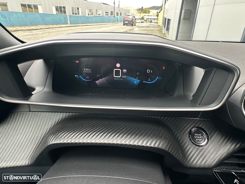 Peugeot 2008 1.2 PureTech GT Line EAT8 - 21