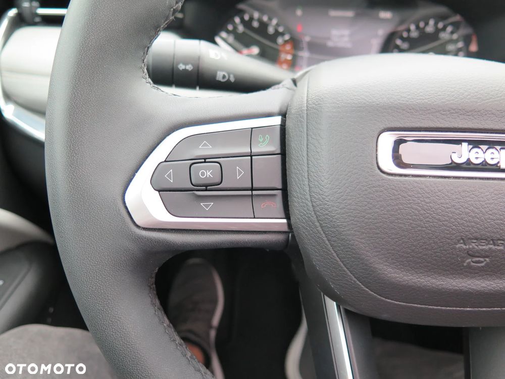 Jeep Compass - 17