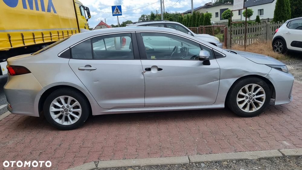 Toyota Corolla 1.5 Active - 3