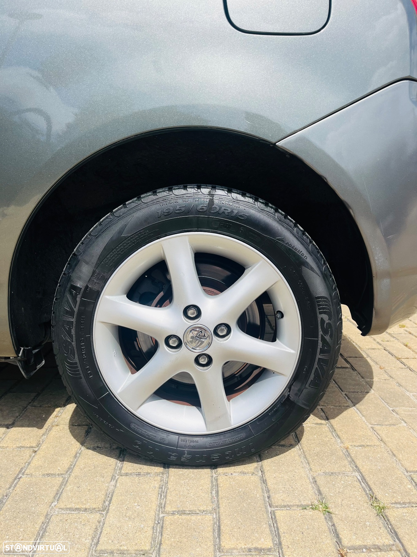 Toyota Corolla 2.0 D4D - 24