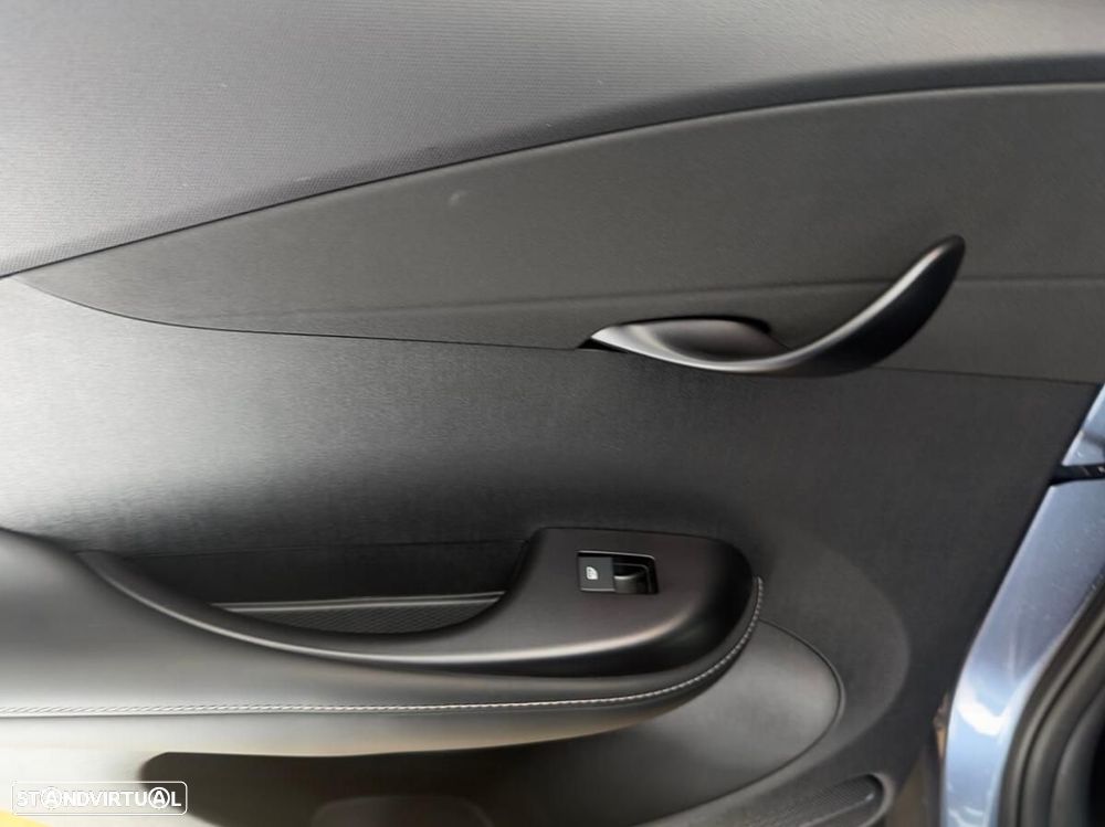 BYD Dolphin 60.4 kWh Comfort - 26