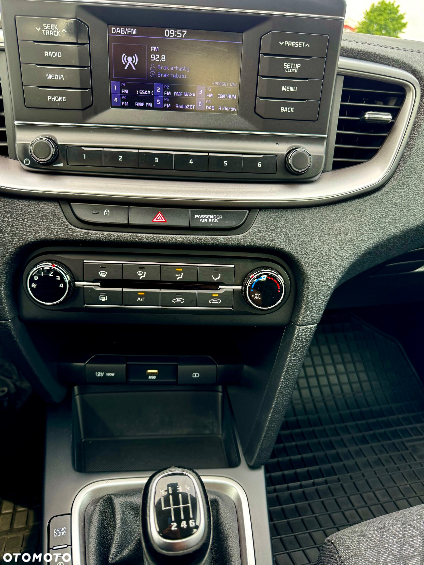 Kia Ceed 1.6 CRDi SCR L - 21