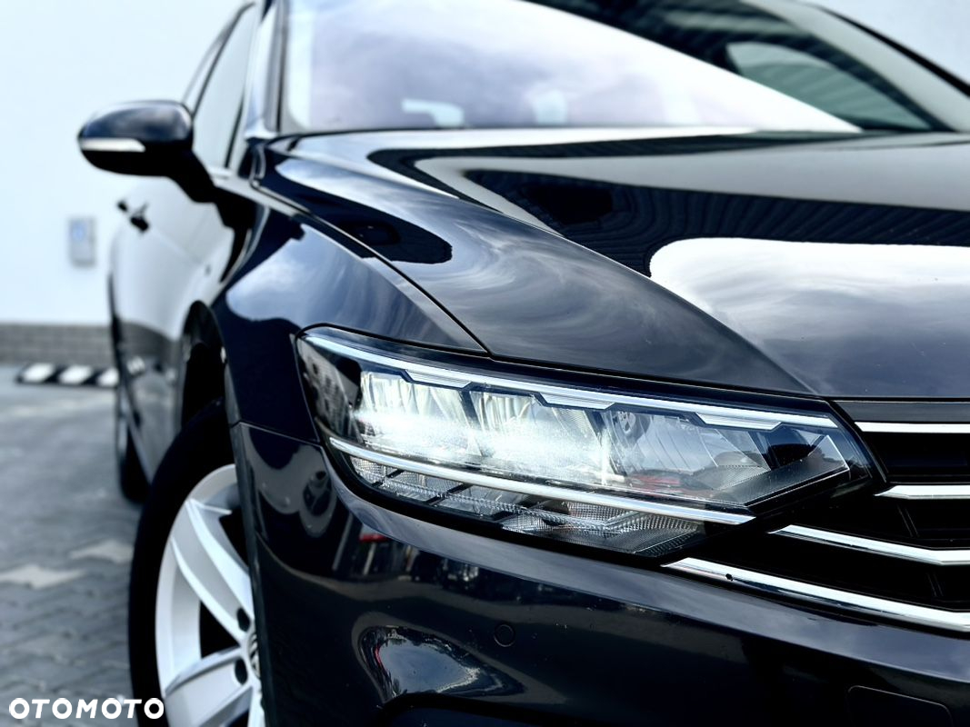 Volkswagen Passat Variant 2.0 TDI SCR DSG Highline - 4