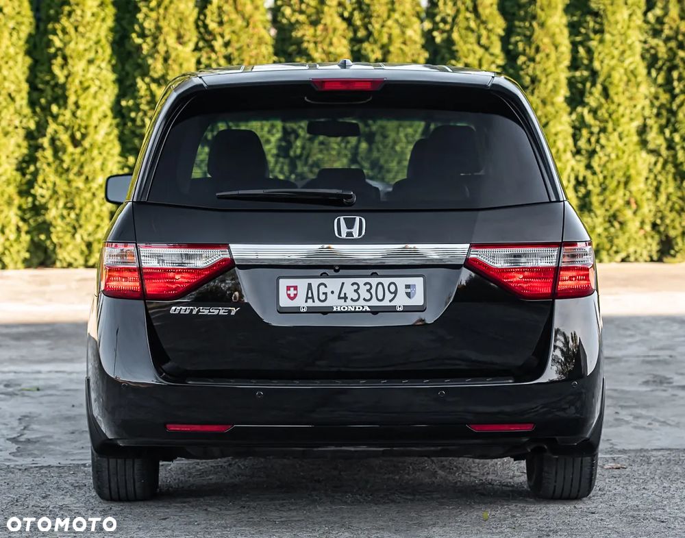 Honda Odyssey 3.5 LX - 11