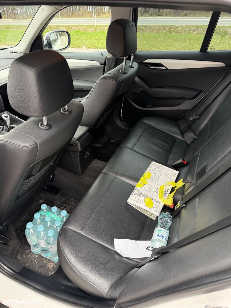 BMW X1 sDrive18d - 10