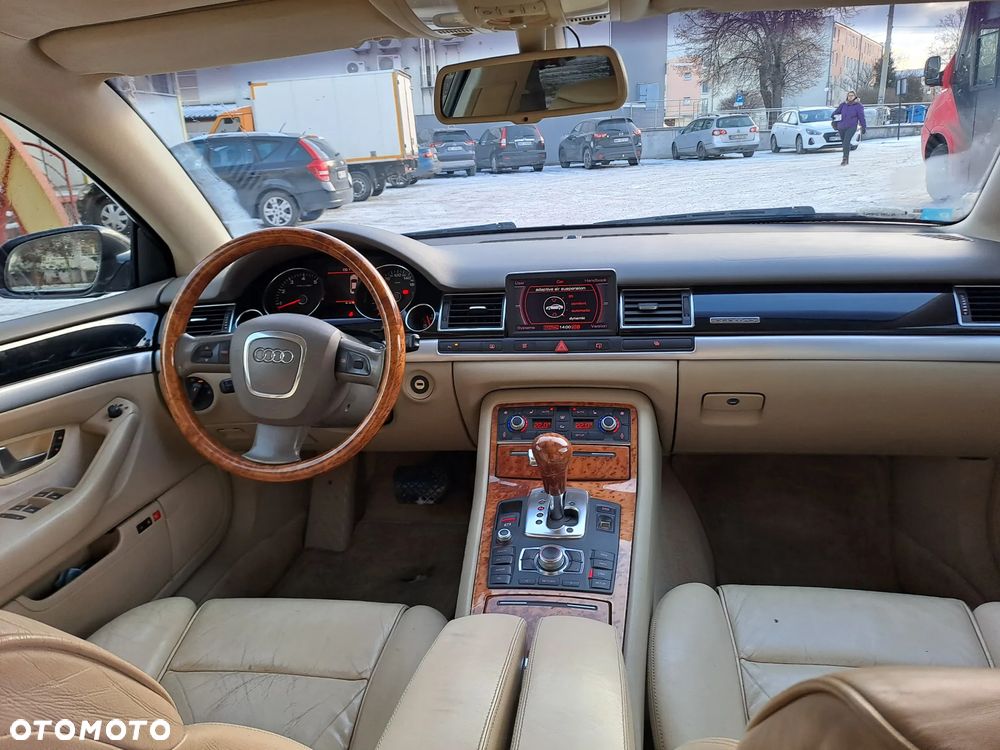 Audi A8 4.2 Quattro Langversion - 6