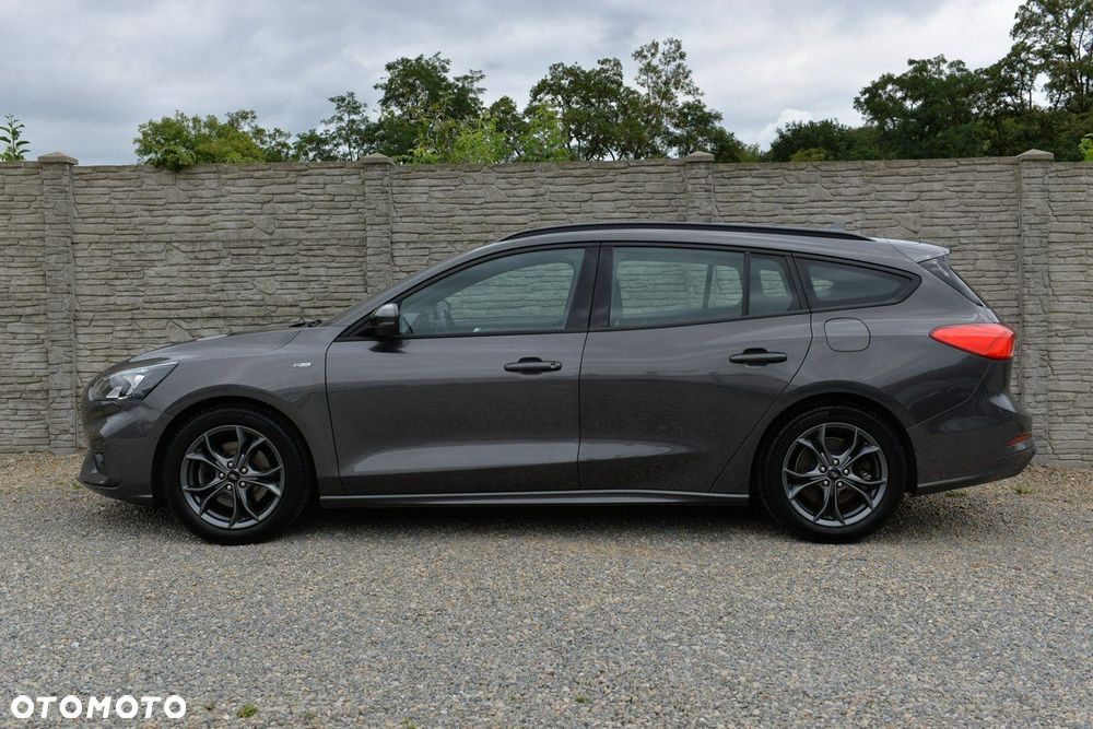 Ford Focus 1.5 EcoBlue Start-Stopp-System ST-LINE - 2