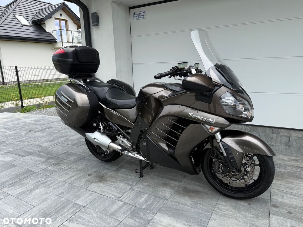 Kawasaki GTR - 1
