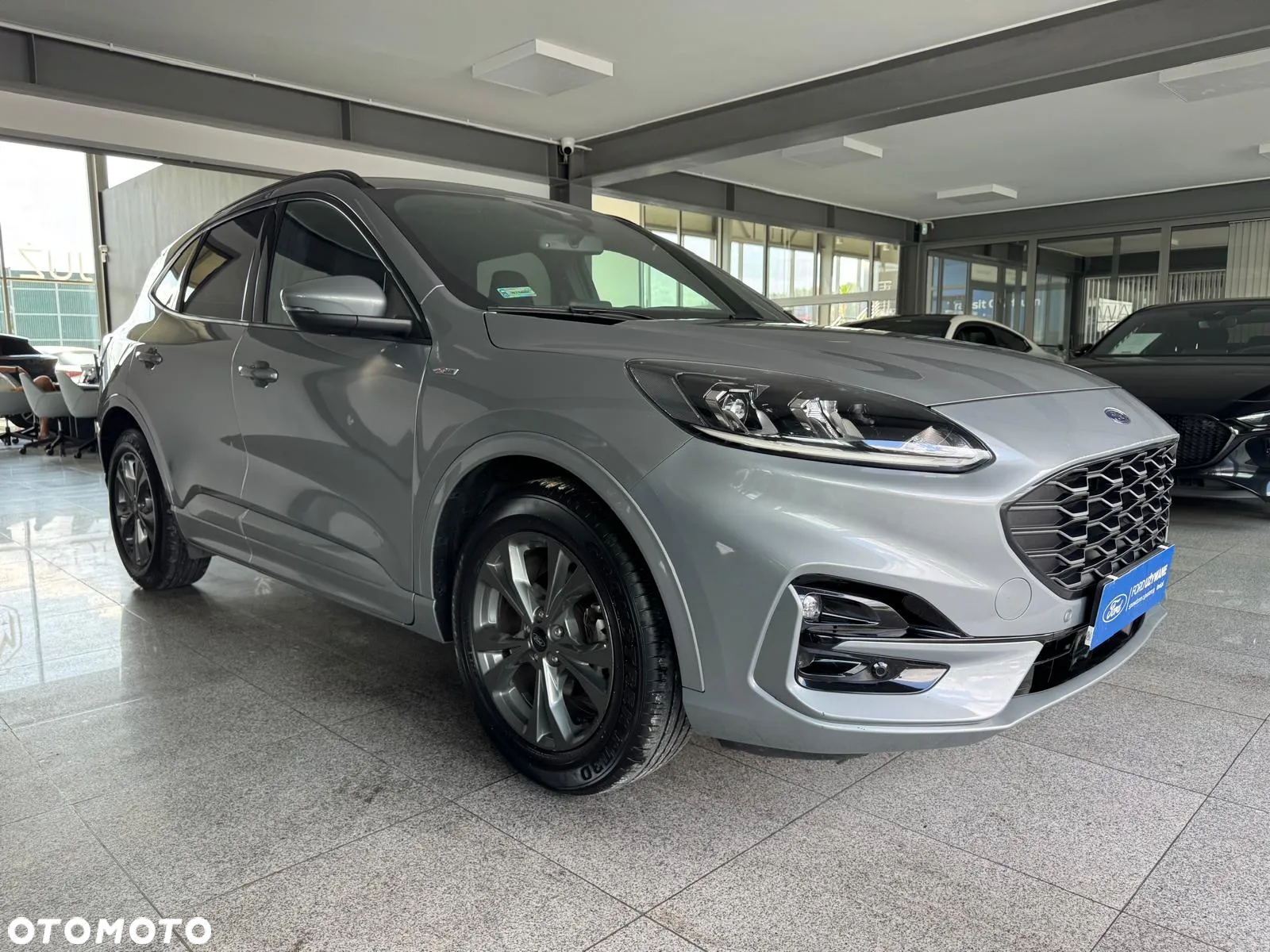 Ford Kuga - 4
