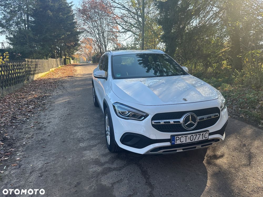 Mercedes-Benz GLA 200 Style - 3