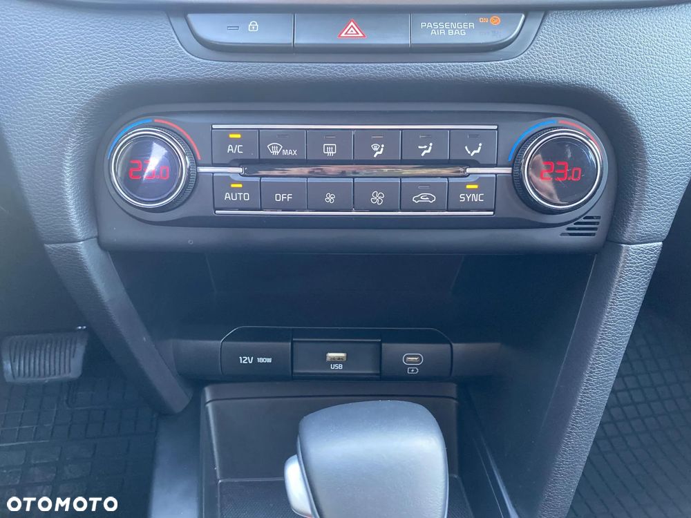 Kia Ceed 1.5 T-GDI M DCT - 19