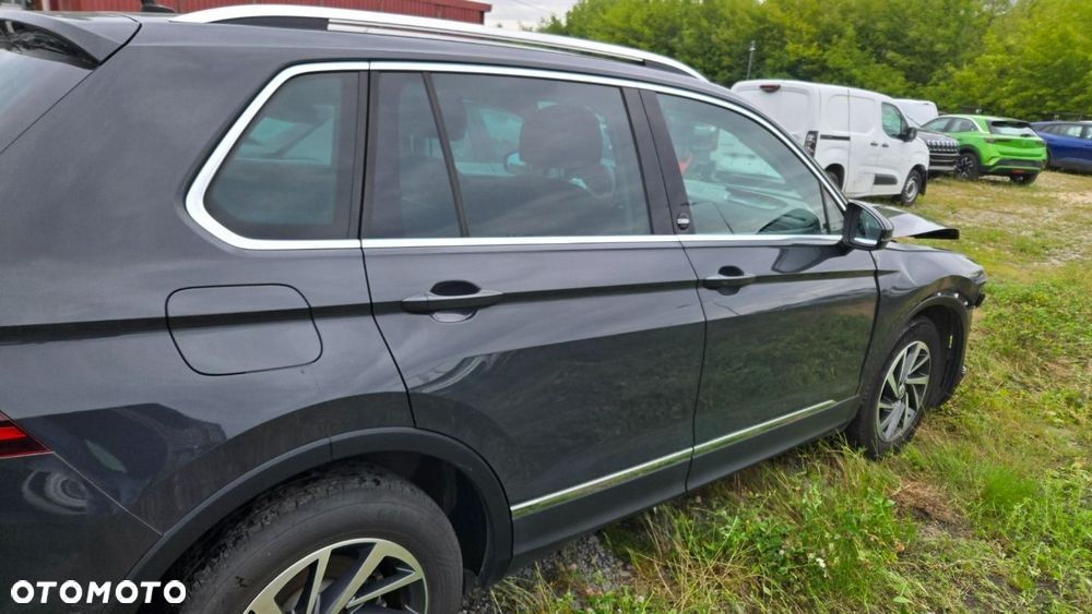 Volkswagen Tiguan - 17