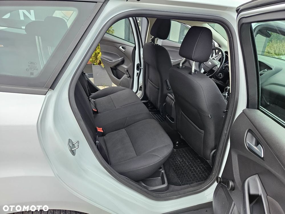 Ford Focus 1.5 TDCi Trend Sport ASS - 13