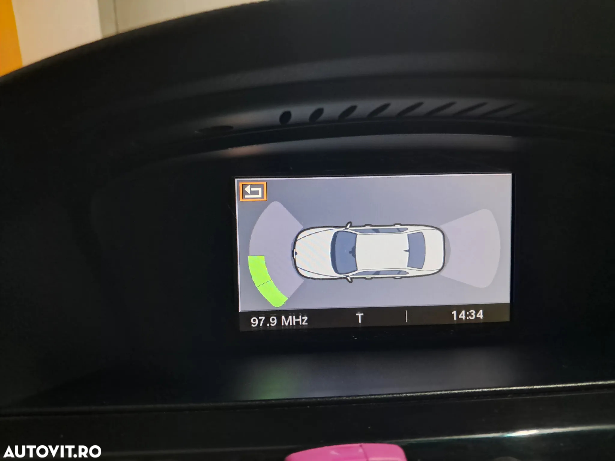 BMW Seria 3 318d - 17