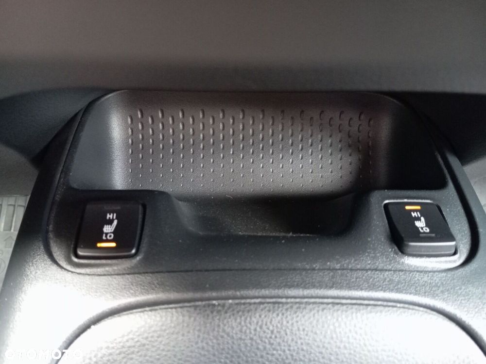 Toyota Corolla 1.8 Hybrid Comfort - 16