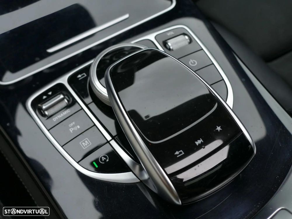 Mercedes-Benz GLC 220 d 4Matic 9G-TRONIC AMG Line - 28