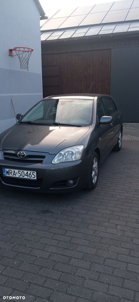 Toyota Corolla - 25