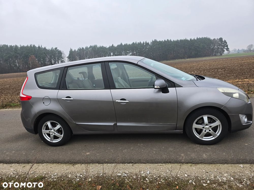 Renault Scenic - 6