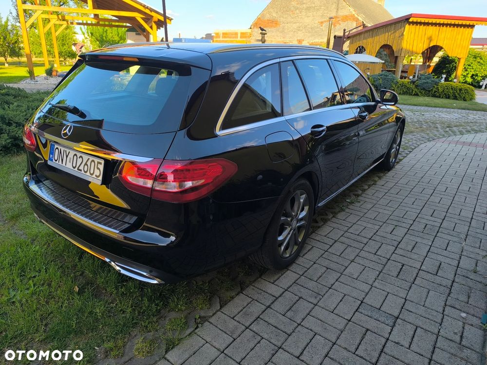 Mercedes-Benz C-Class 2016 photo 4