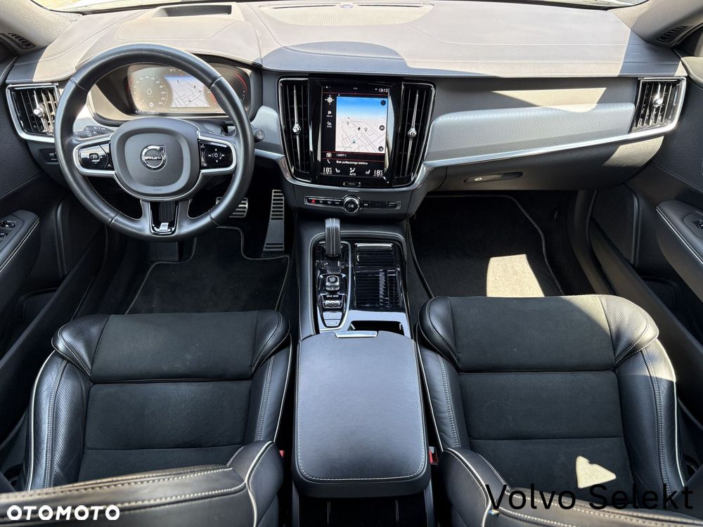 Volvo V90 - 19