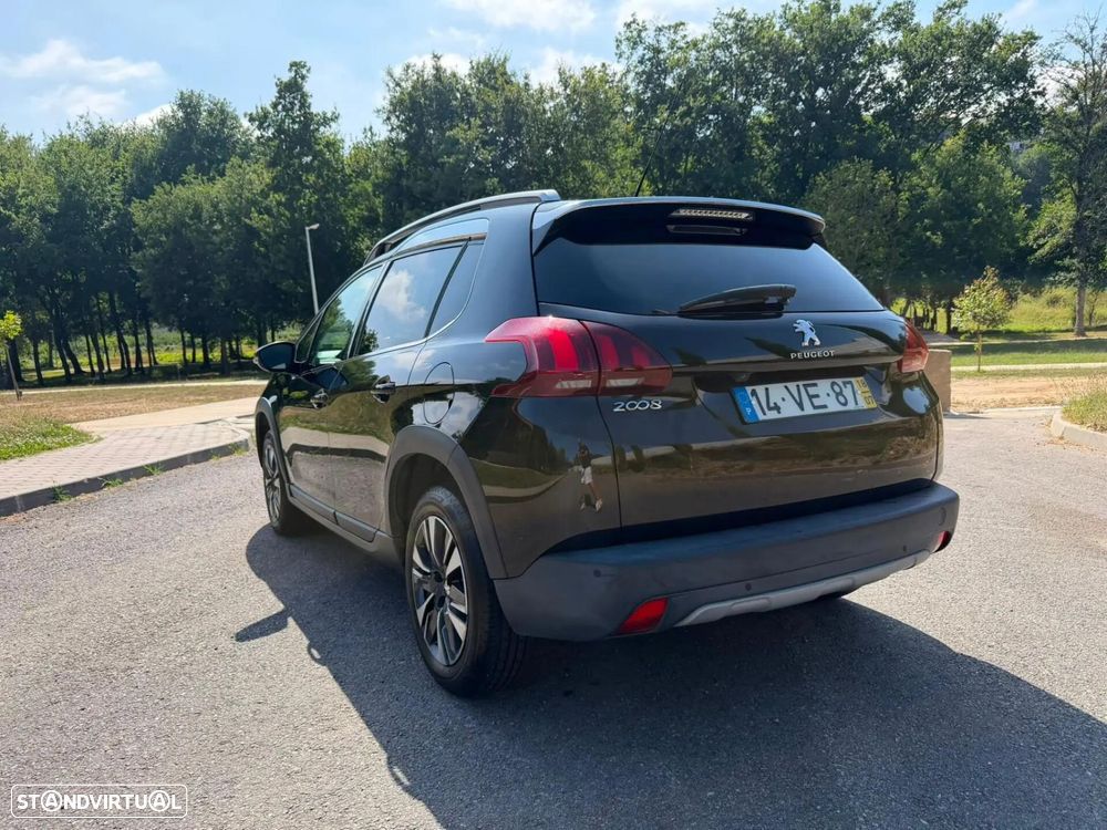 Peugeot 2008 - 18
