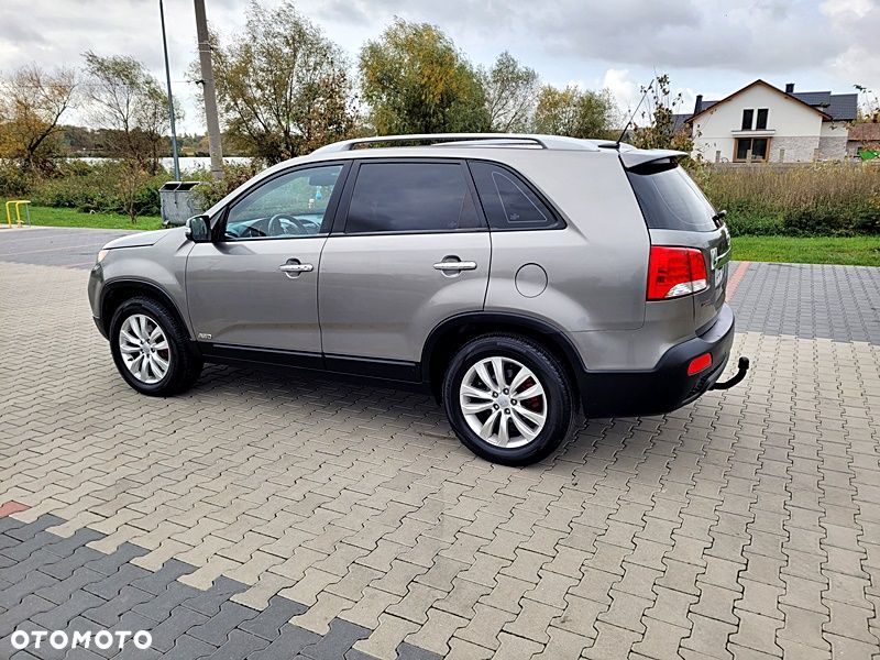 Kia Sorento 2012 photo 4