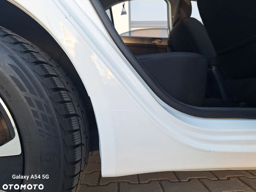 Mitsubishi Lancer 1.5 Inform - 10