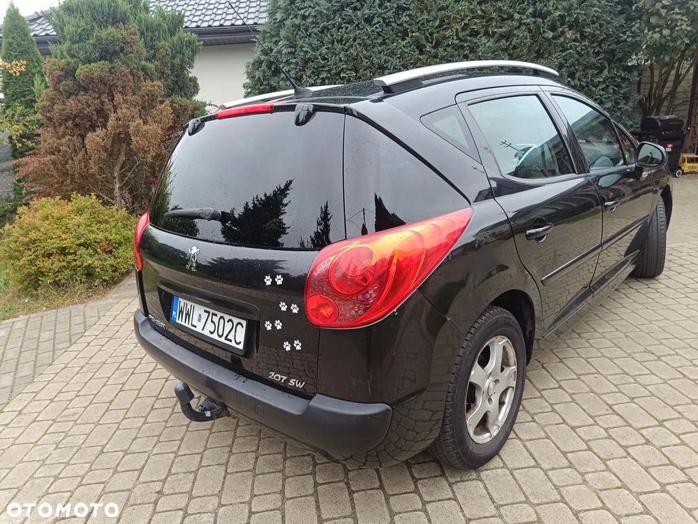 Peugeot 207 1.6 Premium - 4