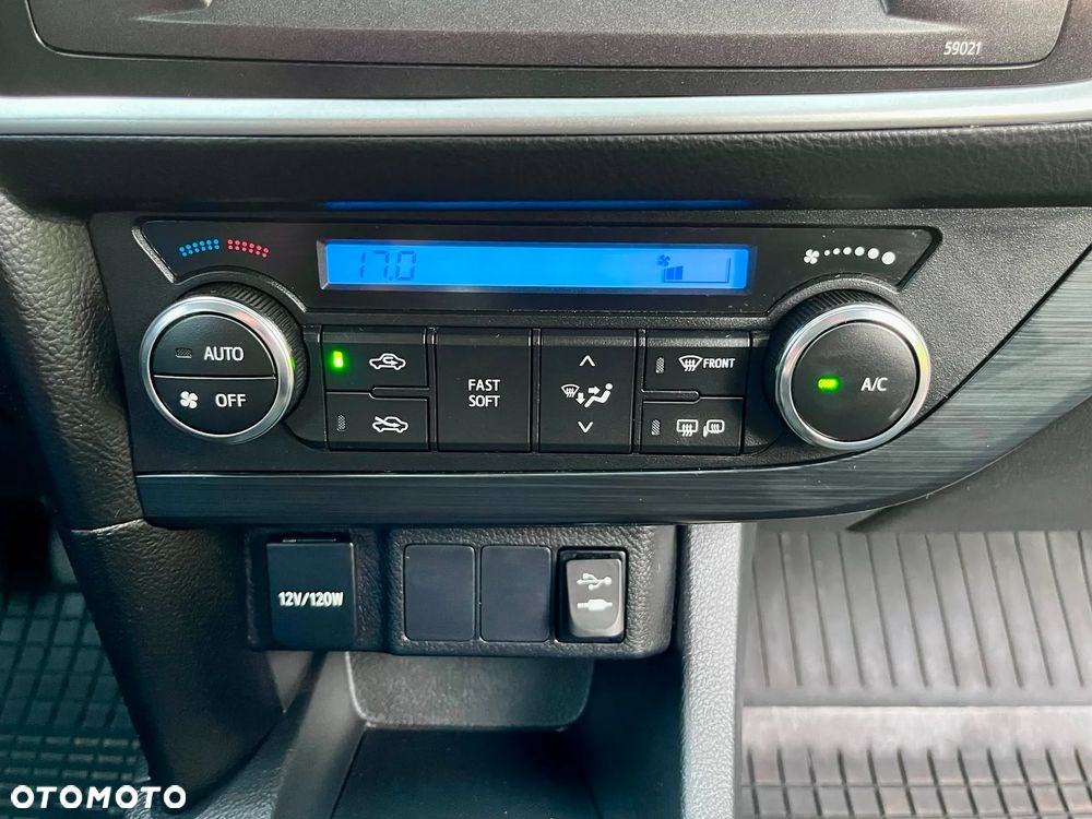 Toyota Auris 1.33 VVT-i Active - 24
