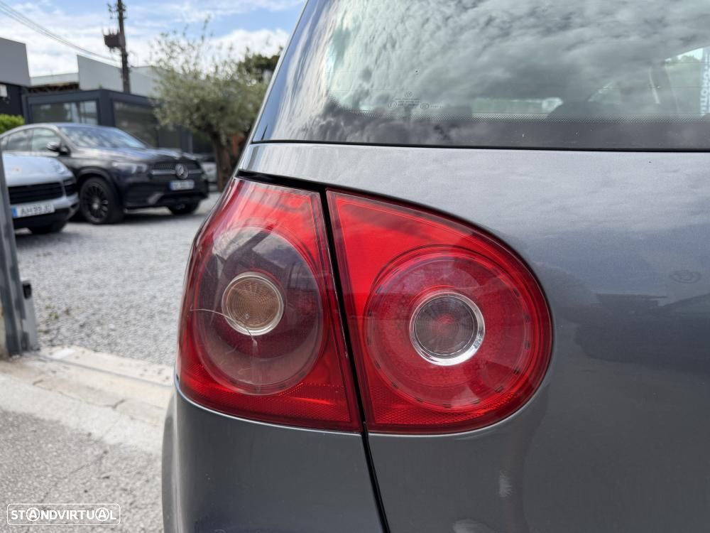 VW Golf 1.9 TDi BlueM. Confortline - 12