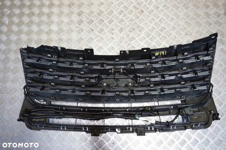 FORD EXPLORER 2016 2017 2018 Atrapa Przód Grill USA - 9
