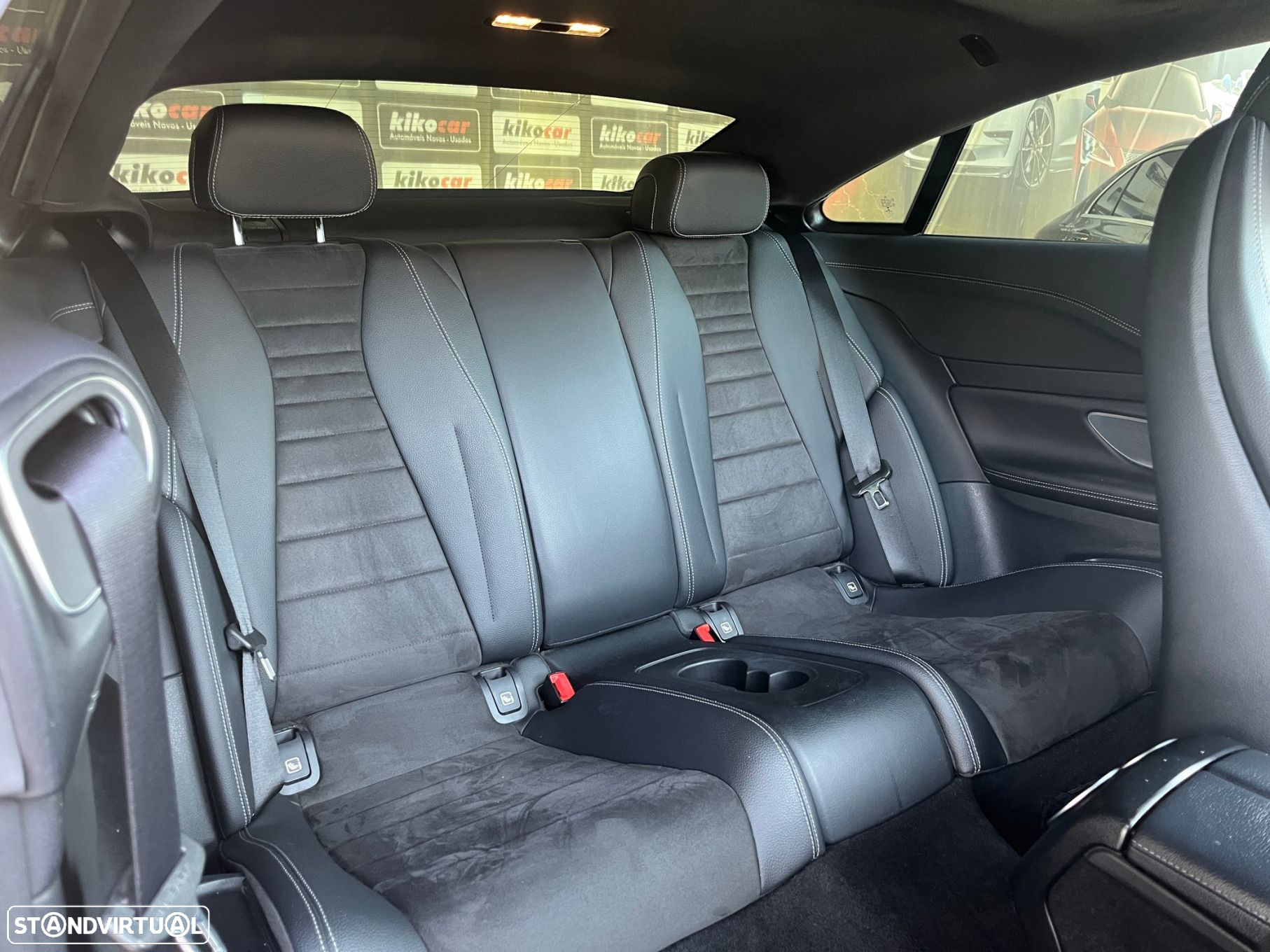 Mercedes-Benz E 220 d Coupe 9G-TRONIC AMG Line - 50