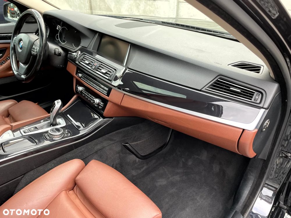 BMW Seria 5 - 24