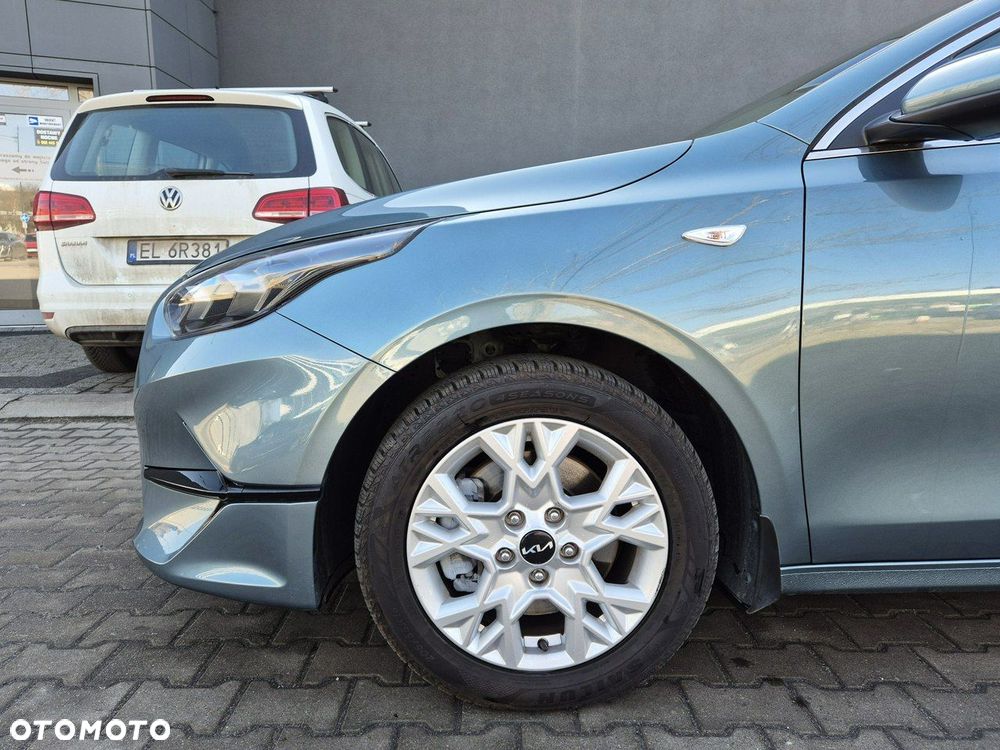 Kia Ceed 1.5 T-GDI M - 19